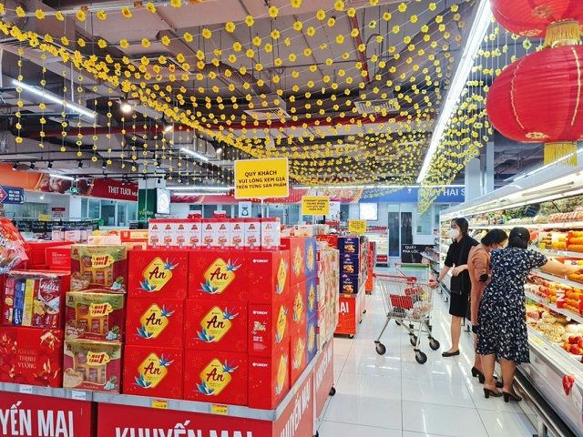 Nghệ Thuật Trưng Bày Mùa Tết: Tăng Doanh Số Với Công Nghệ AI 🎇🎉 
