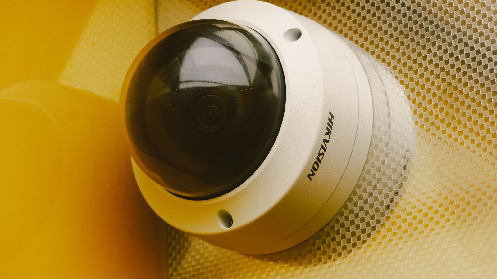 Biến camera thường thành camera AI: giữ mắt cũ, thêm bộ não mới