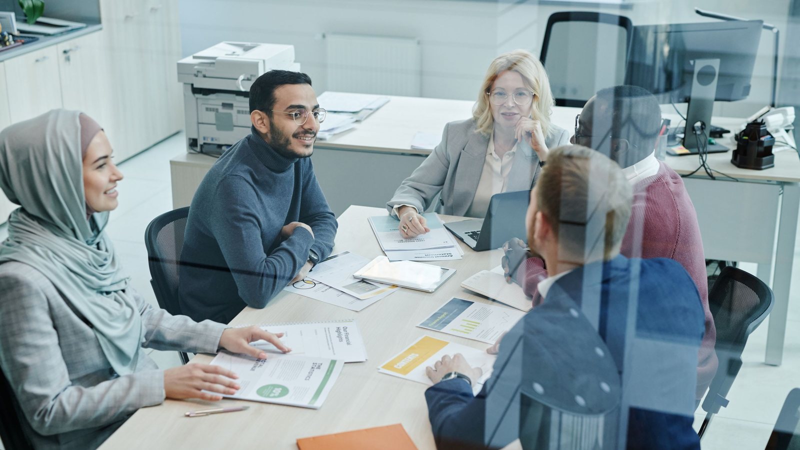 Chuẩn hóa mẫu tài liệu bằng AIV Office: Câu hỏi từ người trong cuộc