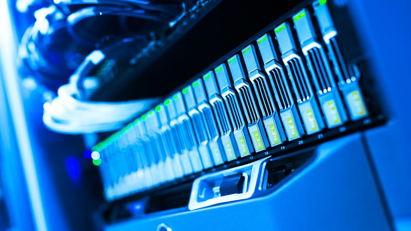 Tổng đài AI on-premise trên một GPU 8 GB: cần gì và coi chừng gì